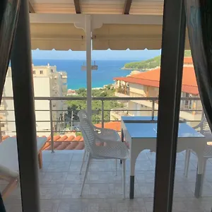 ★ Meniko's House ★ Amazing Sea View Apartment Himarë